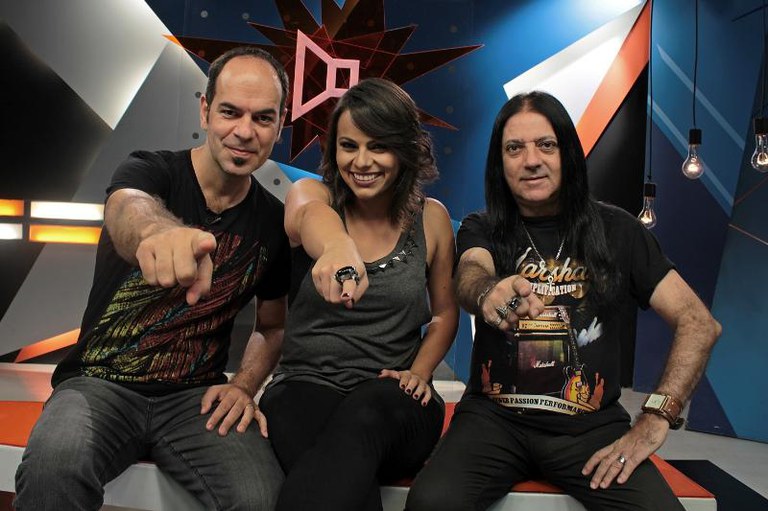 alto-falante_terence_machado_sabrina_damasceno_e_adriano_falabella_02_credito_divulgacao.jpg