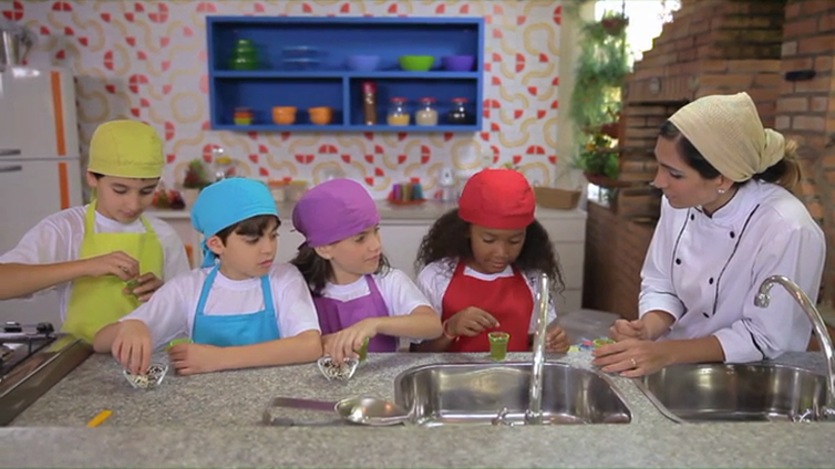 cozinhadinho_fazendo_a_festa.png?itok=HTZedBy1