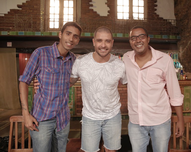samba_na_gamboa_mosquito_diogo_nogueira_e_renatinho_credito_divulgacao.jpg