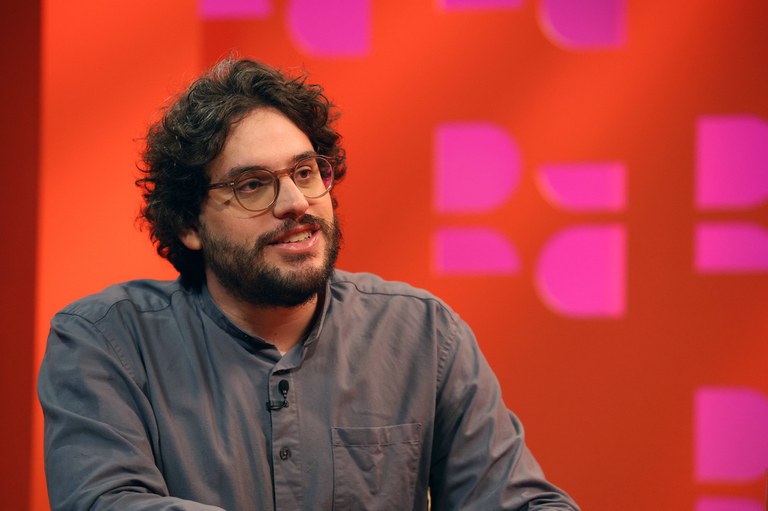 O professor de relações internacionais Bruno Huberman no programa Dando a Real com Demori na TV Brasil. Foto: Rovena Rosa/Agência Brasil O professor de relações internacionais Bruno Huberman no programa Dando a Real com Demori na TV Brasil. Foto: Rovena Rosa/Agência Brasil