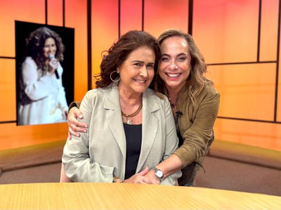 Joanna é homenageada no programa Sem Censura apresentado por Cissa Guimarães / Crédito: Raphael Lemos / TV Brasil