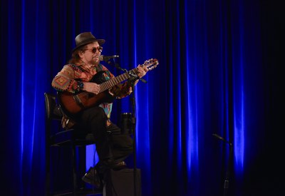 Geraldo Azevedo no show "Solo Contigo" em cartaz no Cena Musical, da TV Brasil / Crédito: Rossana Fraga / BNDES