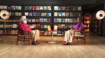 Leonardo Boff conversa sobre o Papa Francisco com apresentadora Eliana Alves Cruz / Crédito: Divulgação / TV Brasil