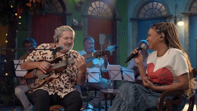 Moacyr Luz e Teresa Cristina no programa Samba na Gamboa / Crédito: Divulgação / TV Brasil