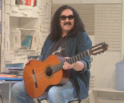 Moraes Moreira é homenageado na edição especial do Sem Censura, da TV Brasil / Crédito: Acervo / TVE-RJ Moraes Moreira é homenageado na edição especial do Sem Censura, da TV Brasil / Crédito: Acervo / TVE-RJ