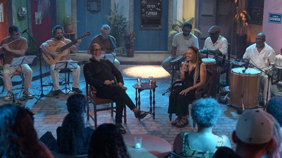Mauro Diniz e Teresa Cristina no Samba na Gamboa sobre Monarco / Crédito: Divulgação / TV Brasil