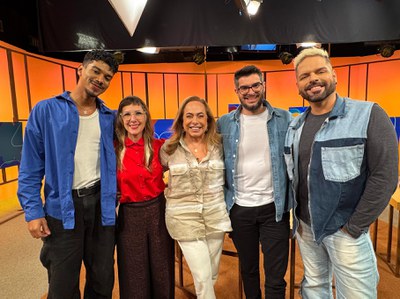 Cissa Guimarães e convidados na edição inédita do Sem Censura sobre inteligência artificial / Crédito: Rodrigo Peixoto / TV Brasil