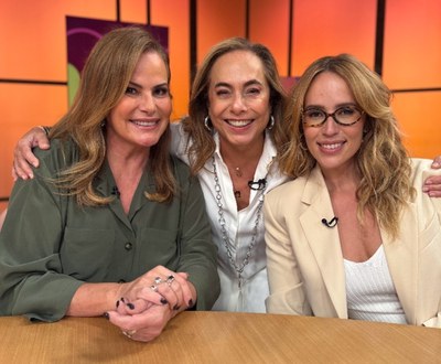 Cissa Guimarães com Renata Ceribelli e Marcela Ceribelli no Sem Censura / Crédito: Raphael Lemos / TV Brasil