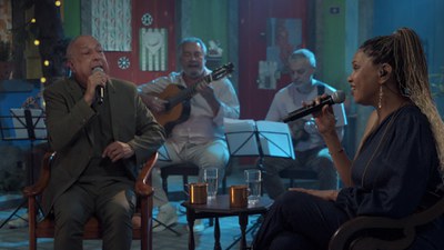 Sombrinha e Teresa Cristina no Samba na Gamboa / Crédito: Divulgação / TV Brasil