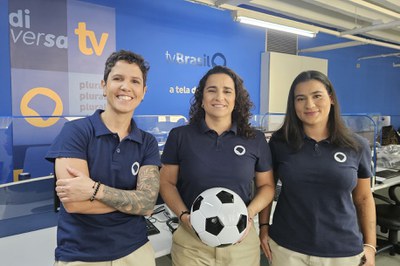 Rachel Motta, Luciana Zogaib e Brenda Balbi comandam as transmissões da competição na TV Brasil / Crédito: Fernando Chaves / EBC