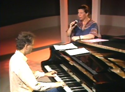 Nana Caymmi em apresentação histórica gravada em 1984 / Crédito: Acervo / TVE-RJ